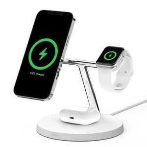 belkin 3-in-1 Wireless Charger with MagSafe - White